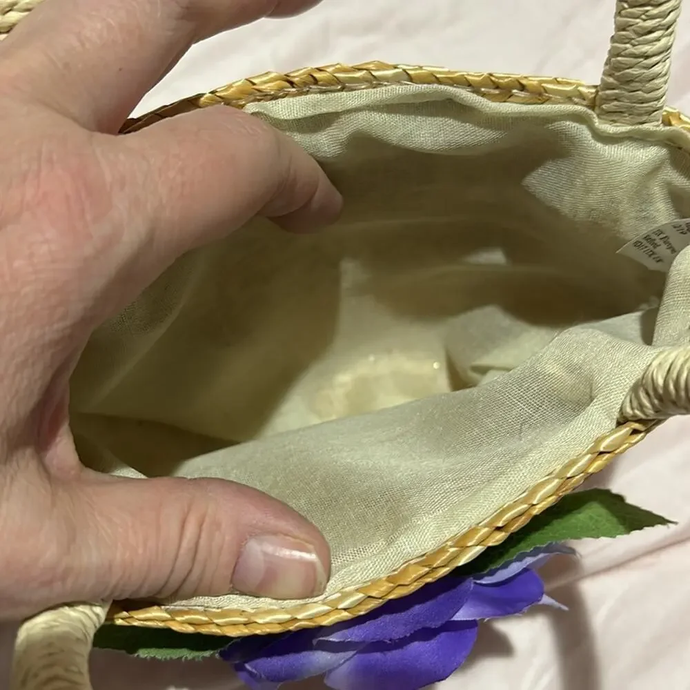 natural straw hand held bag purple oversized flower decor nwot unworn condition